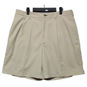 Vintage Tommy Hilfiger Golf Mens 36 Pleated Shorts Beige Tan Polyester Crest